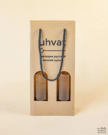  Фотография подарочная коробка с ручками uhvat