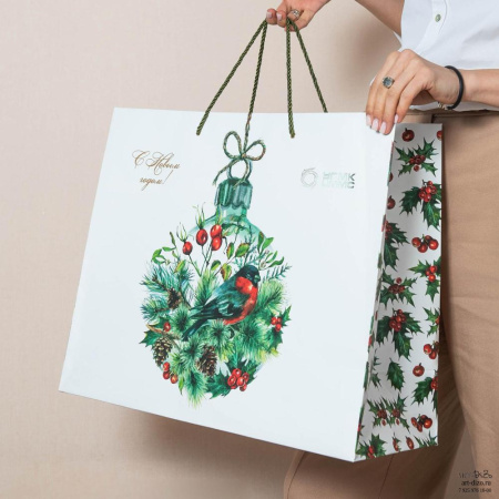 История новогодней упаковки: от традиционных до современных решений