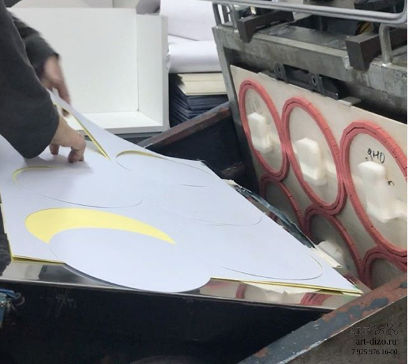 Вырубка на тигельных прессах