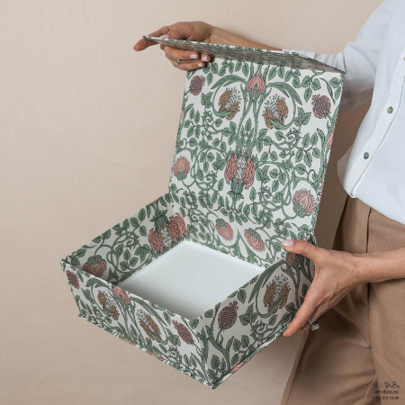 Купить магнитные коробки для текстиля, для одежды оптом