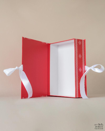 Новогодняя коробка на ленте для сладостей Nutella  Фотография новогодняя коробка на ленте для сладостей nutella