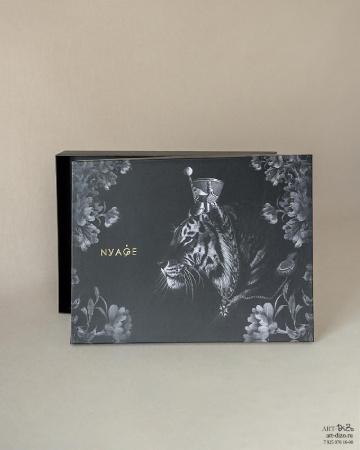  Фотография коробка 40×30×5 см с чёрно-белым принтом