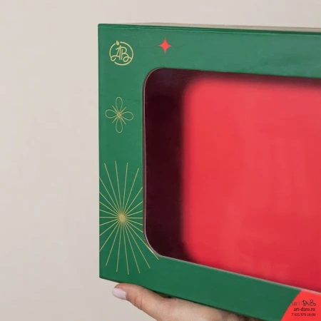  Фотография коробка с окошком на заказ