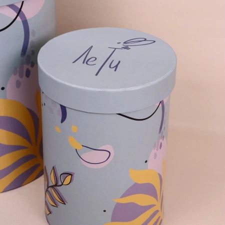  Фотография круглая коробка для бренда  "лети"