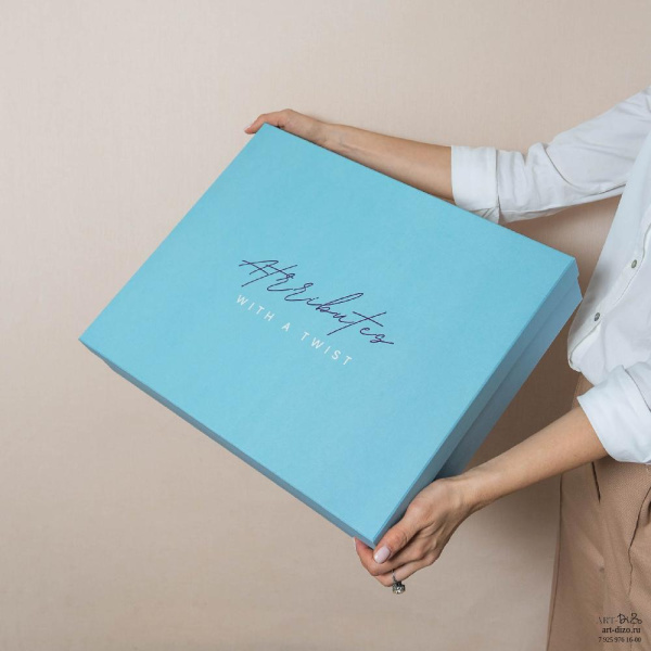 Коробка 45×35×8 см с логотипом шелкографией  Фотография коробка 45×35×8 см с логотипом шелкографией