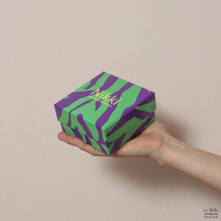 Купить коробку из плотного картона в мелованной бумаге с принтом