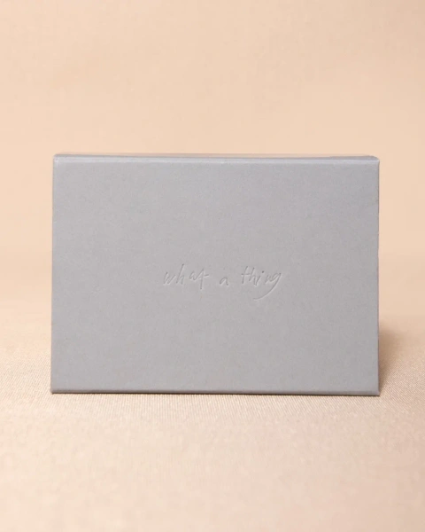 Коробка на магнитах с тиснением и конгревом  Фотография коробка на магнитах с тиснением и конгревом