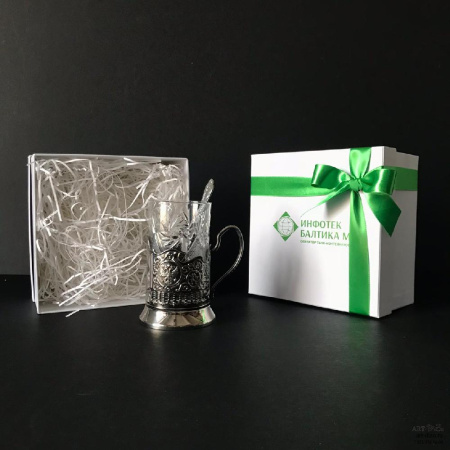  Фотография коробка для корпоративных подарков 20×15×10 см