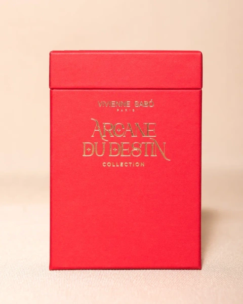  Фотография коробка на втулке для бренда косметики