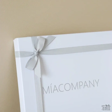  Фотография картонная коробка крышка дно