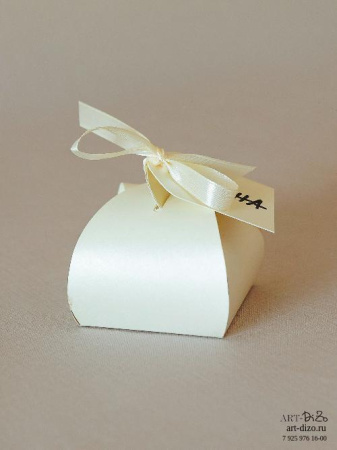 Бонбоньерка 6×6×5 см, Majestic Волшебная Свеча