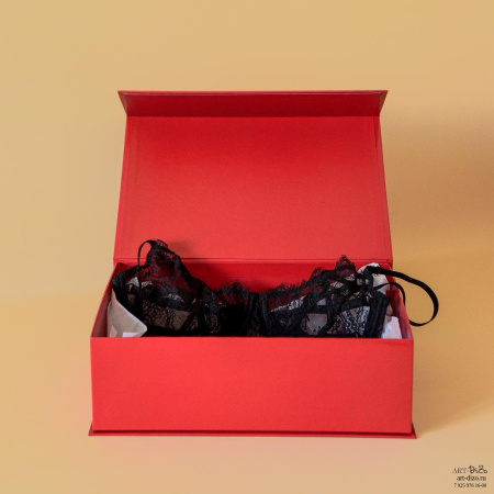  Фотография глянцевая коробка 32×22×10 см для белья