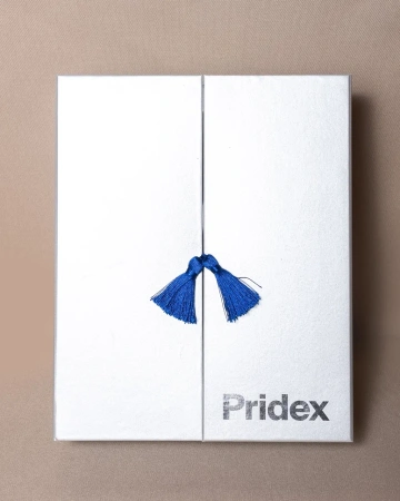  Фотография коробка на магнитах с кисточками