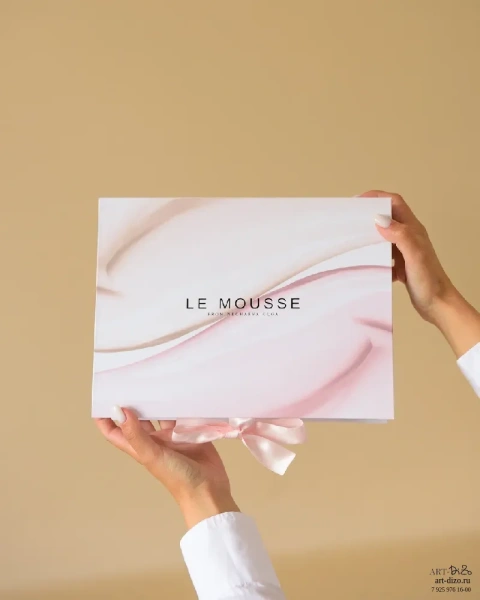 Фотография коробка на магнитах для косметики/бьютибокс