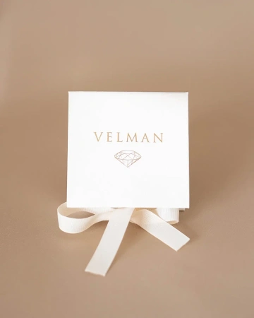  Фотография коробка на лентах для сережек бренда velman