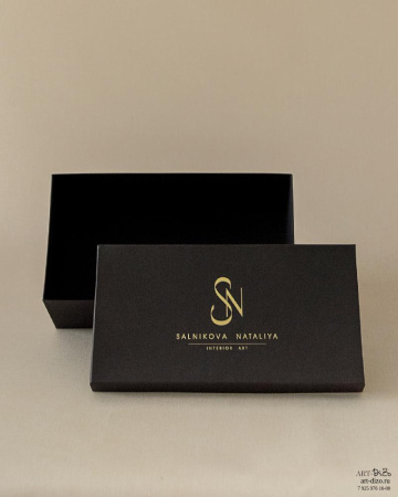 Заказать коробки для подарка из чёрной бумаги с нанесением логотипа