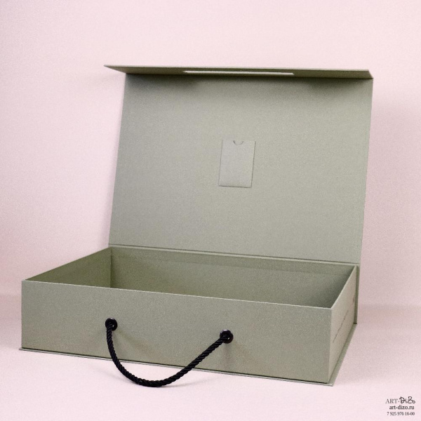  Фотография упаковка для одежды бренда alsu petrina с ручкой