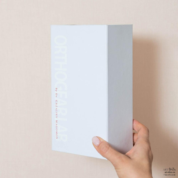  Фотография коробка 20×11×7 см с перегородкой