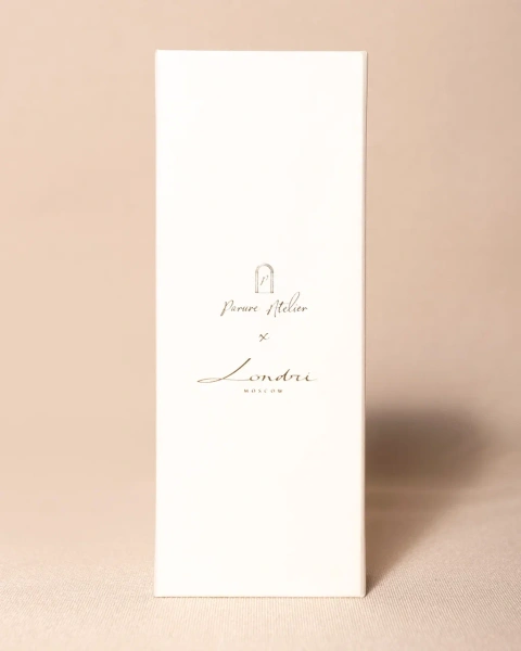  Фотография красивая коробка крышка на магнитах из дизайнерского картона