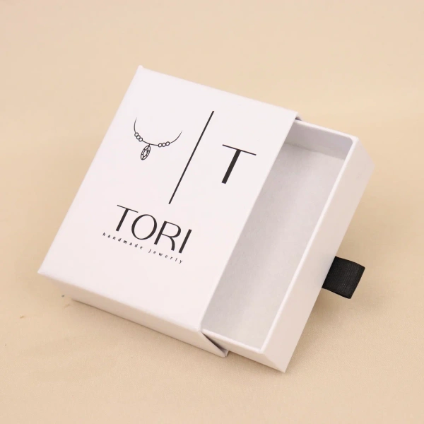 Фотография коробка пенал для украшений