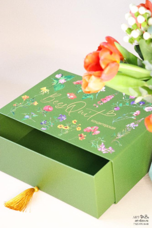  Фотография коробка-пенал для кондитерских изделий