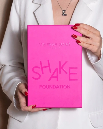  Фотография коробка крышка-дно розовая с ложементом для косметики