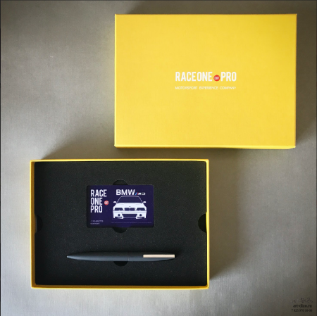  Фотография коробка для пластиковых карт с ручкой