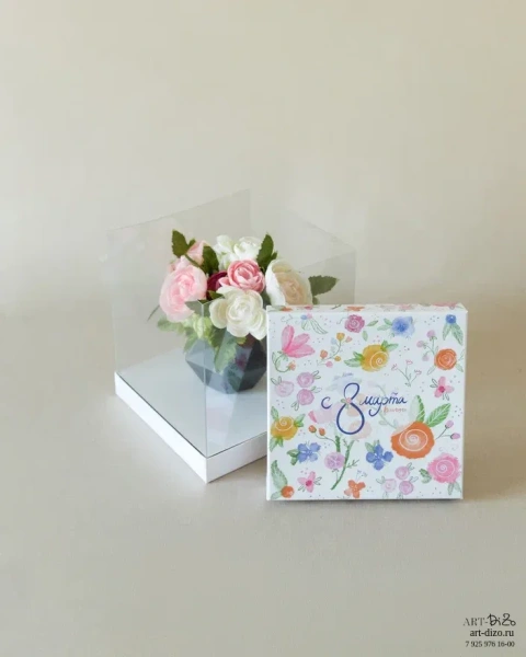 Белая коробка с окошком  Фотография белая коробка с окошком