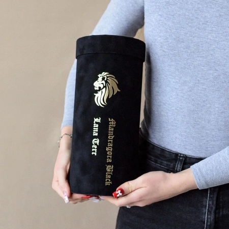  Фотография коробка круглая бархатная 10*19 см