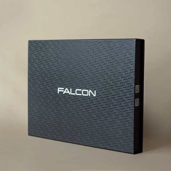  Фотография коробка с откидной крышкой на магнитах для товаров falcon