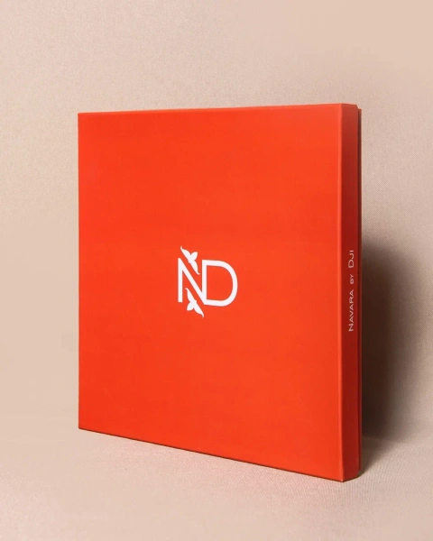 Фотография тонкая коробка крышка-дно для украшений оранжевого цвета