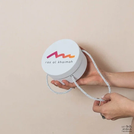  Фотография подарочная коробка крышка-дно с ручками