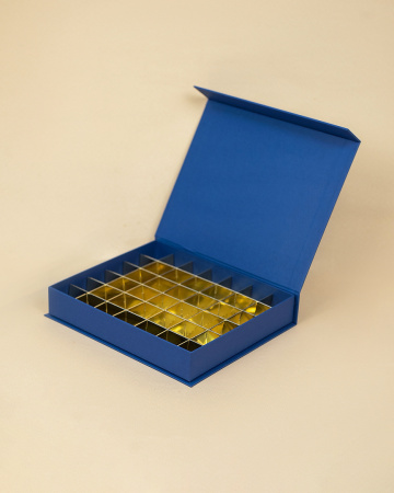  Фотография коробка книга на магнитах для конфет