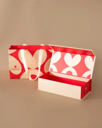  Фотография коробка на магнитах для игр