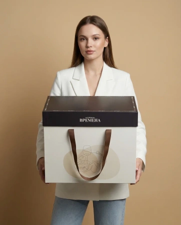  Фотография круглая подарочная коробка премиум-класса с крышкой