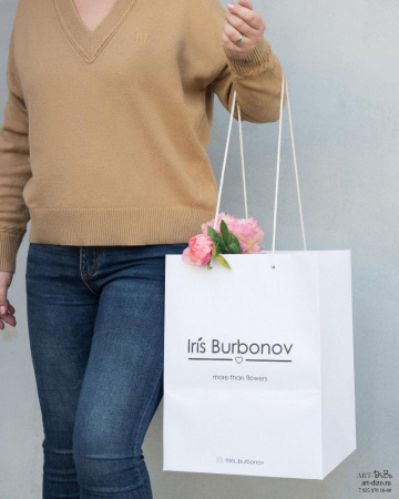 Купить белый пакет для цветов с логотипом в Москве