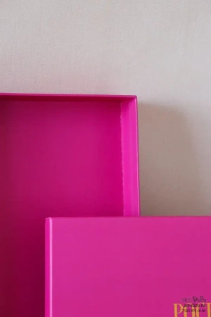 Подарочная коробка крышка дно на заказ  Фотография подарочная коробка крышка дно на заказ