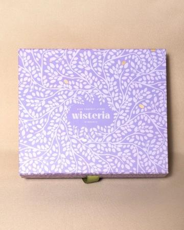  Фотография коробка для бутика премиальной детской одежды с магнитной крышкой