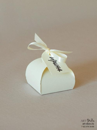 Бонбоньерка 6×6×5 см, Majestic Волшебная Свеча