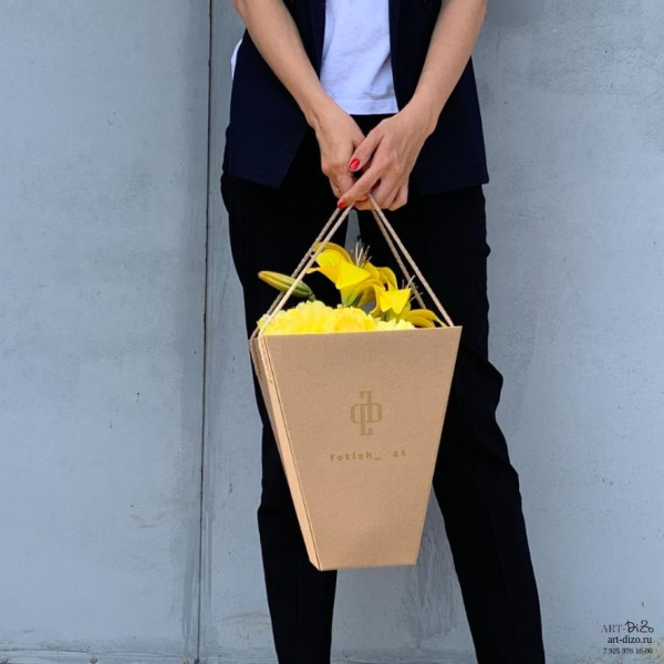 Переноски для цветов крафт BIG/DEMI/SMALL с логотипом – купить в Москве Цветочные переноски с лого на заказ от производителя