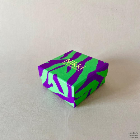 Купить коробку из плотного картона в мелованной бумаге с принтом