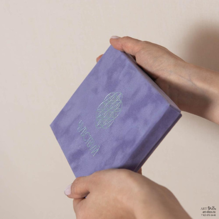  Фотография коробка 17×12.5×2 см в бархате