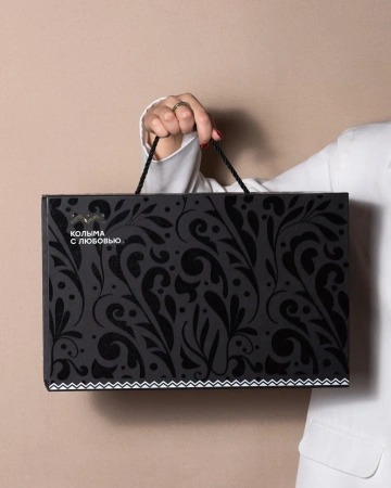  Фотография коробка на магнитах с ручками