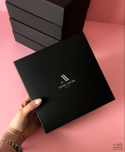 Заказать квадратный коробки с принтом по индивидуальным размерам