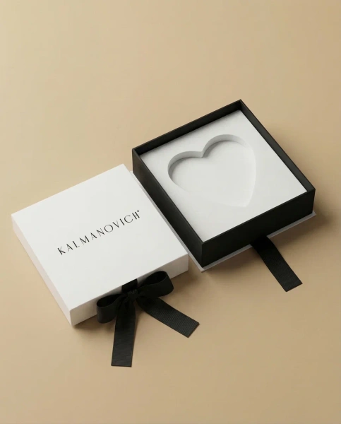 Фотография премиальная подарочная коробка-книга на магнитах с декоративными лентами