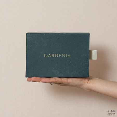 Купить индивидуальную подарочную упаковку под карту, от производителя оптом Коробка из плотного картона с выдвижным ящиком под подарочную карту на заказ