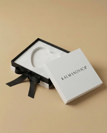  Фотография премиальная подарочная коробка-книга на магнитах с декоративными лентами