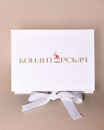  Фотография подарочная коробка для конфет на лентах