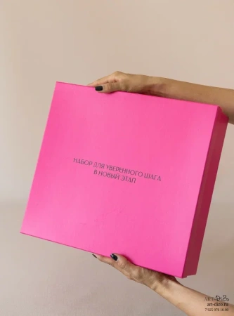 Розовая коробка крышка-дно на заказ  Фотография розовая коробка крышка-дно на заказ