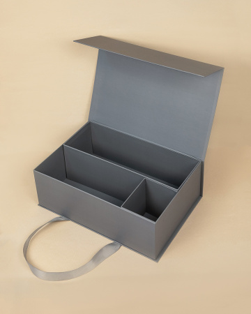 Коробка книга на магнитах с лентами  Фотография коробка книга на магнитах с лентами